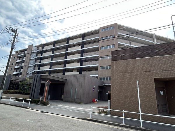 【テラス横浜富岡】外観