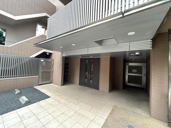 【コージーコート二子玉川】エントランス