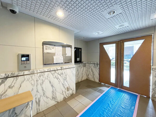 【セザール第六赤塚公園】エントランス