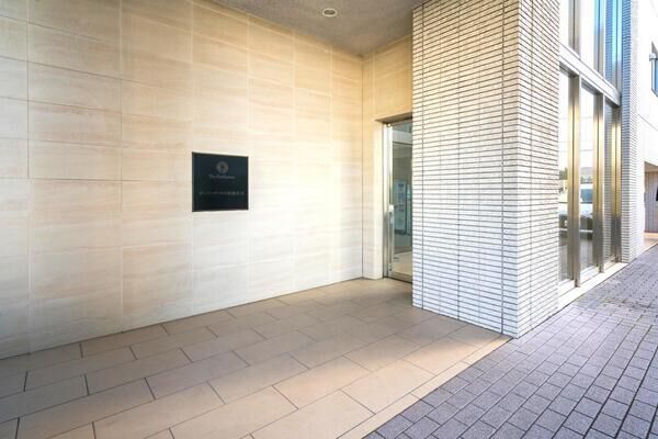 【ザ・パークハウス新検見川】エントランス