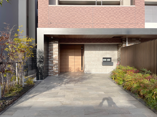 【ワコーレ兵庫駅前アニバース】エントランス