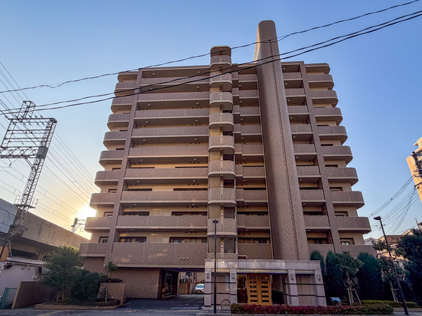 【メロディーハイム枚方宮之阪】外観