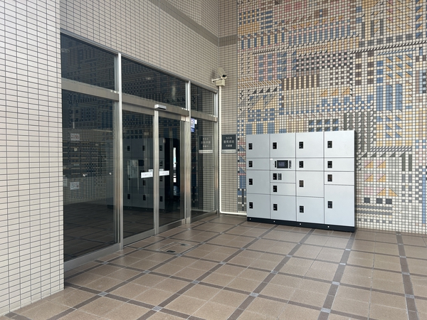 【コスモ鶴見緑地弐番館】エントランス 【コスモ鶴見緑地弐番館】エントランス