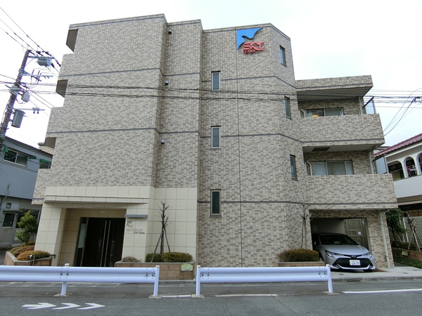 【スカイコート多摩川壱番館】外観