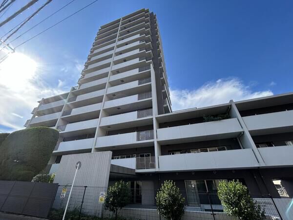 【アーバンビュー戸坂アールグラン】外観