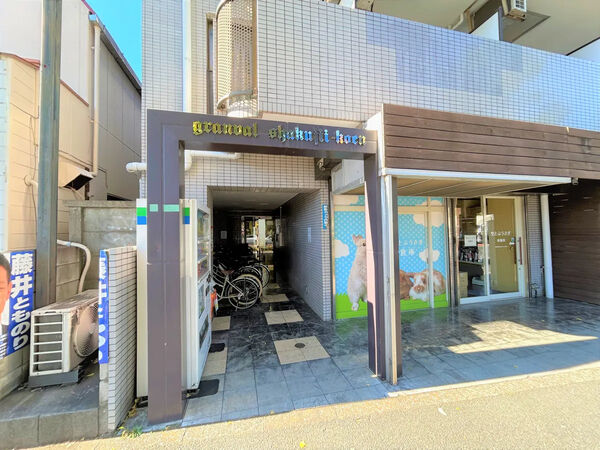 【グランヴェル石神井公園】エントランス