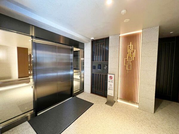 【クレヴィア荻窪】ラウンジ