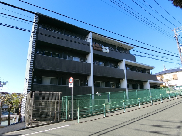 【アクサス西馬込アジールコート】外観