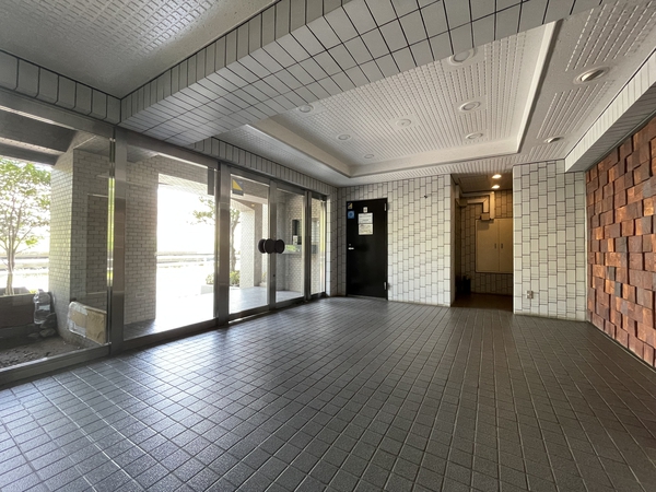 【コスモ南砂町】エントランス 【コスモ南砂町】エントランス