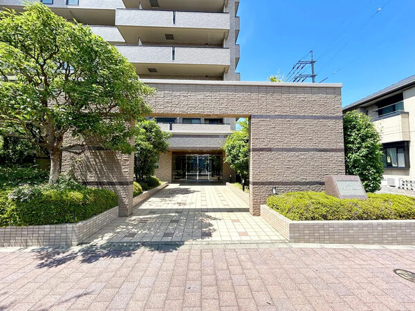 【サーパス新屋敷町】エントランス1