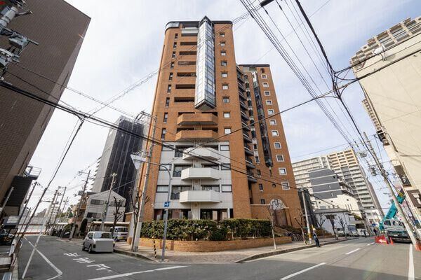【朝日プラザアルティマタワーズ】外観