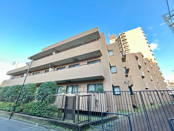 【ライオンズステーションプラザ梅島】外観