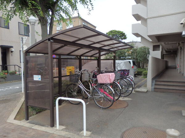 共用施設の駐輪場