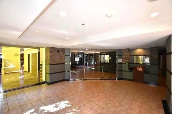 【パークシティ上小田井】エントランス２