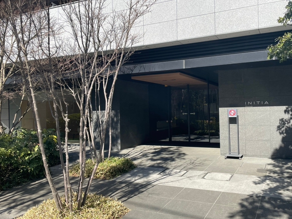 【イニシア松戸】エントランス