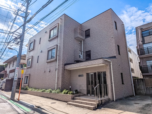 【メゾン牛込】外観 【メゾン牛込】外観