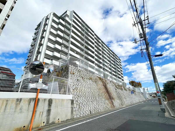 【五日市ヒューマンズ】外観 【五日市ヒューマンズ】外観