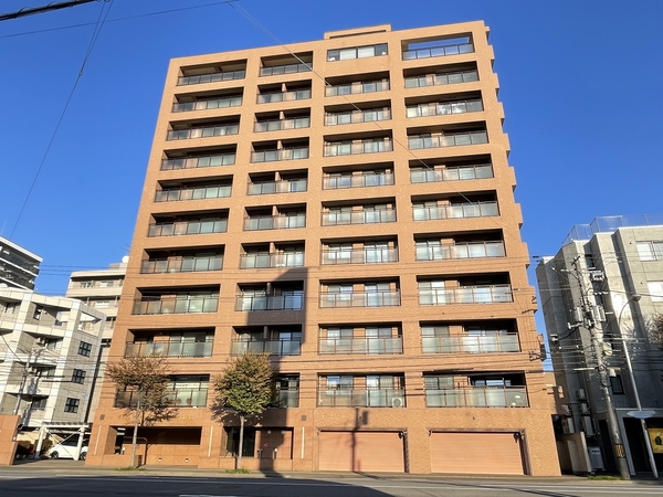 【クリオ円山神宮前壱番館】外観