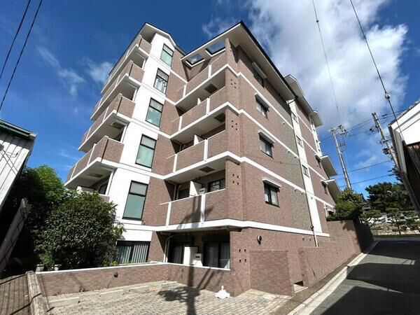 【プレサンス京都二条城前】外観２