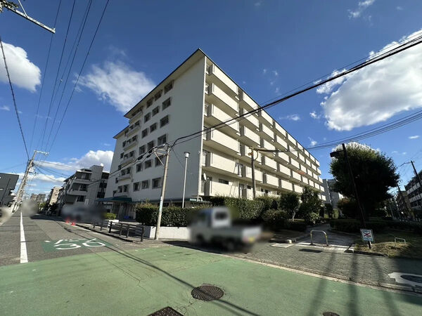 【メガロコープ芦屋】外観