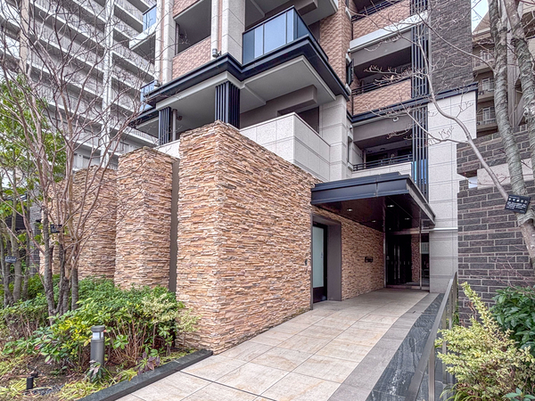 【プラネスーペリア夕陽丘】エントランス 【プラネスーペリア夕陽丘】エントランス