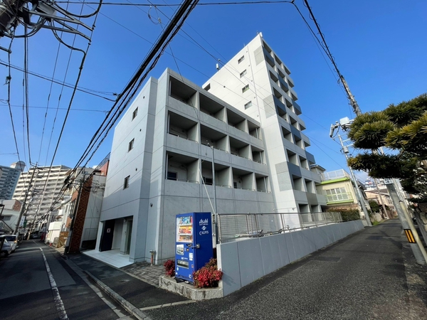 【グランドコンシェルジュ立川】外観