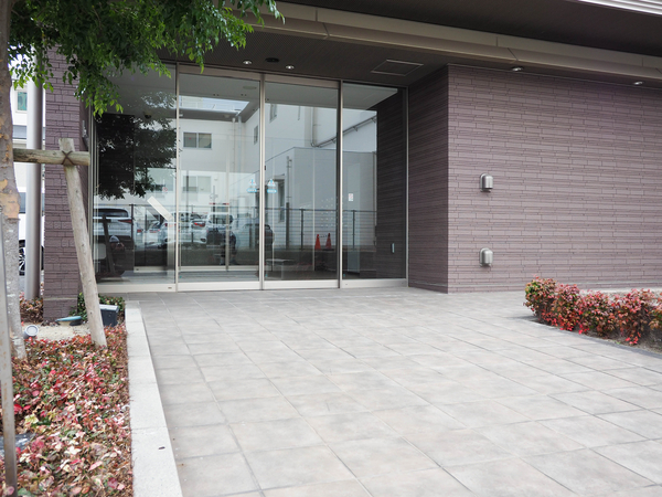 【エルグランデ寿公園】エントランス 【エルグランデ寿公園】エントランス