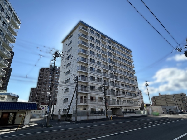 【秀和南8条レジデンス】外観