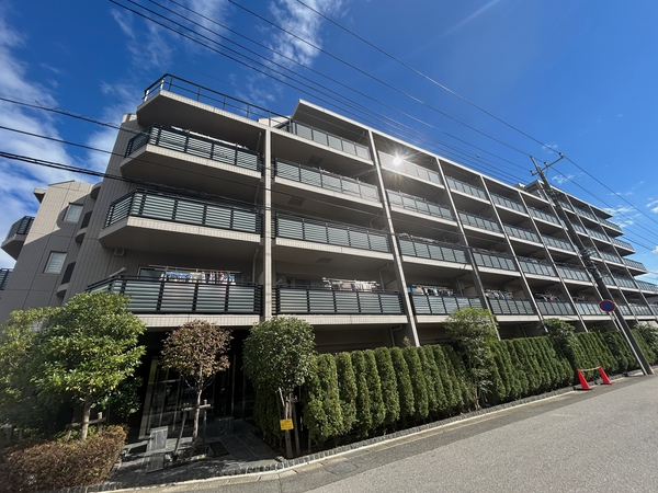 【レーベン幕張本郷THE RESIDENCE】外観