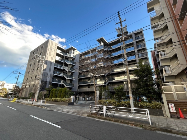 【レーベン横浜阪東橋BAYL】外観