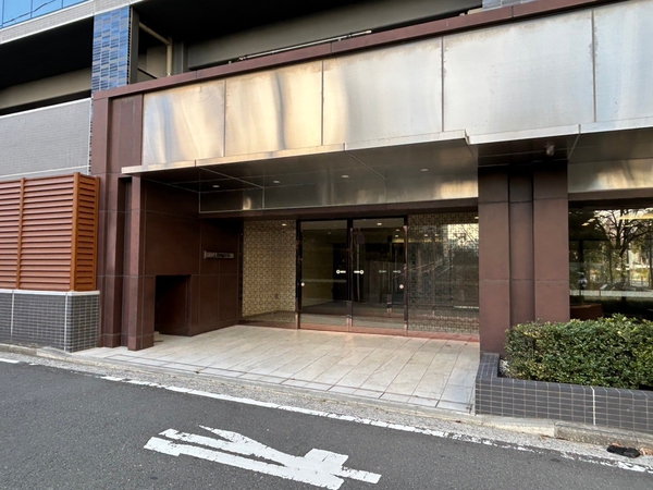【レーベン横浜阪東橋BAYL】エントランス