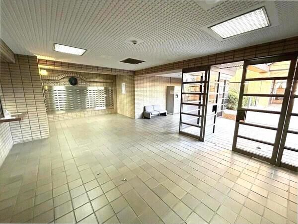 【ライオンズマンション杁中ガーデン】エントラン3 【ライオンズマンション杁中ガーデン】エントラン3