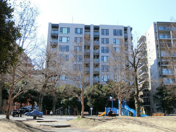 【プラウド横浜反町公園】外観
