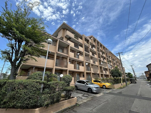 【エスポア稲沢】外観 【エスポア稲沢】外観