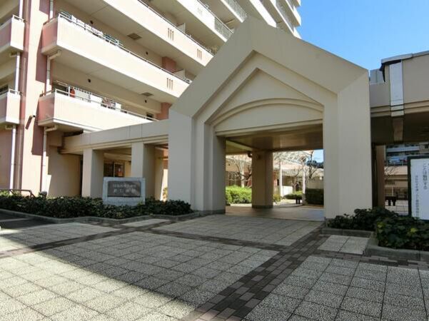 【はなみずき通り北七番館】エントランス