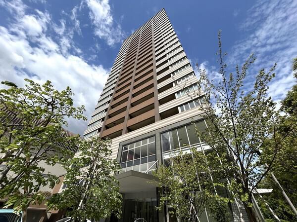【ジオタワー西宮北口】阪急不動産（株）旧分譲、（株）竹中工務店施工