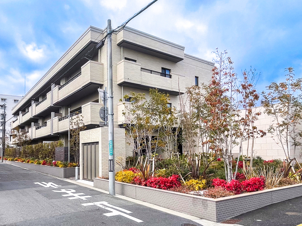 【ワコーレ芦屋クラウンズ】外観