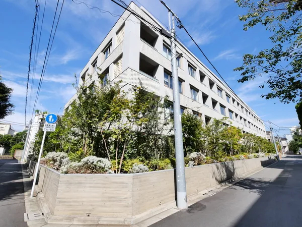 【イニシアクラウド渋谷笹塚】外観