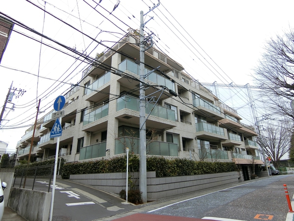 【ロイヤルシーズン梶が谷2】外観
