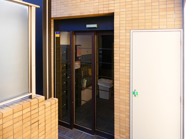 【ヴィーダ高井戸】エントランス 【ヴィーダ高井戸】エントランス