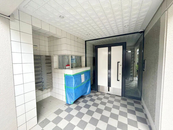 エントランス3 エントランス3