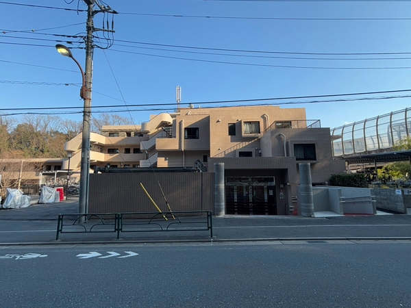 【ルアール高尾エグザフォート】外観