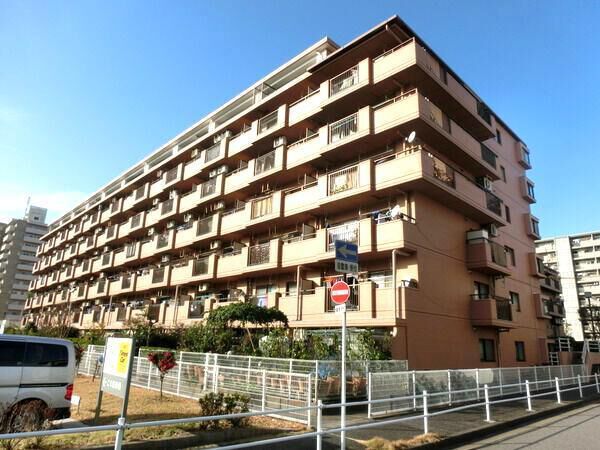 【シティコーポ鳩岡】A棟　外観1