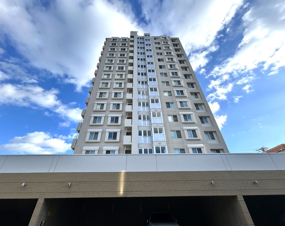 【ラピス宮の森三条】外観