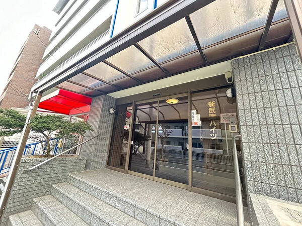 【新武庫ハイツ】エントランス