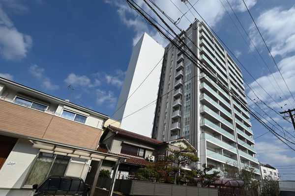 【バンベール一宮レジデンス】外観