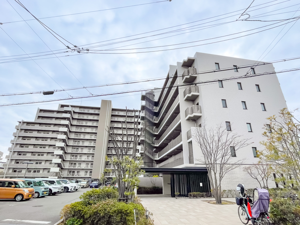 【イニシアブラン住之江公園】外観