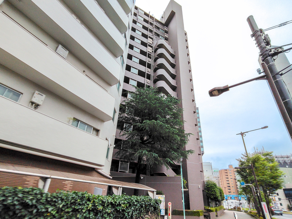 【ディオレ西新宿】外観
