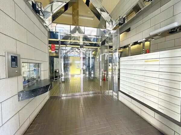 【エスポワール吉塚】エントランス2 【エスポワール吉塚】エントランス2