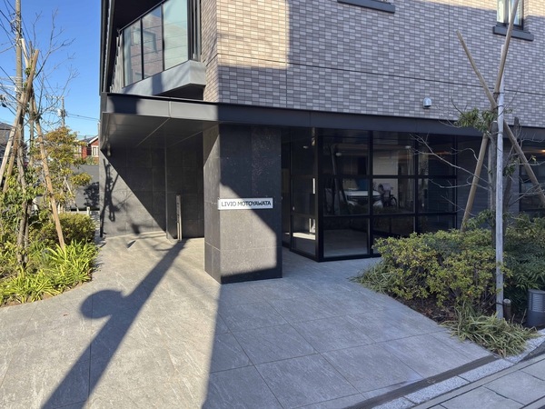 【リビオ本八幡】エントランス 【リビオ本八幡】エントランス